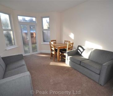 Room 4 St Helens Road, Westcliff-On-Sea - Photo 2