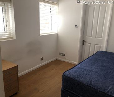 1 Bed Flat, Sackville Road, BN3 - Photo 4