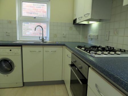 2 bedroom apartment to rent Meadow Lane, Hamble, Southampton, SO31 - Photo 4