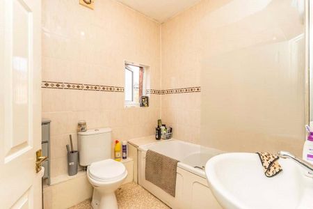 5 bedroom terraced house to rent - Photo 4