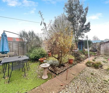3 bedroom terraced house to rent - Photo 6