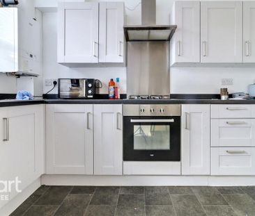 2 bedroom terraced house to rent - Photo 2