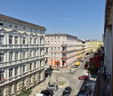 Centrum, ul. bł. Królowej Jadwigi - Zdjęcie 3