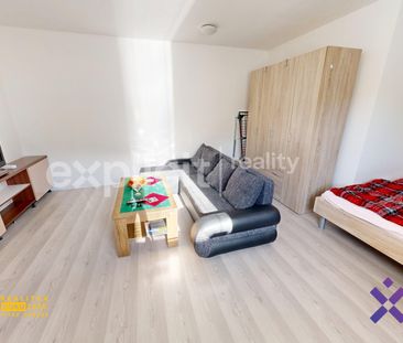 Pronájem bytu 1+1 39 m² - Fotografie 2
