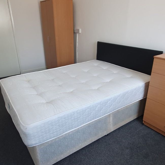 Flat 2, 18 Mundy Place, Cathays, Cardiff, CF24 4BZ - Photo 1