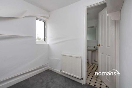 Long Garden Walk, Farnham, Surrey, GU9 - Photo 3