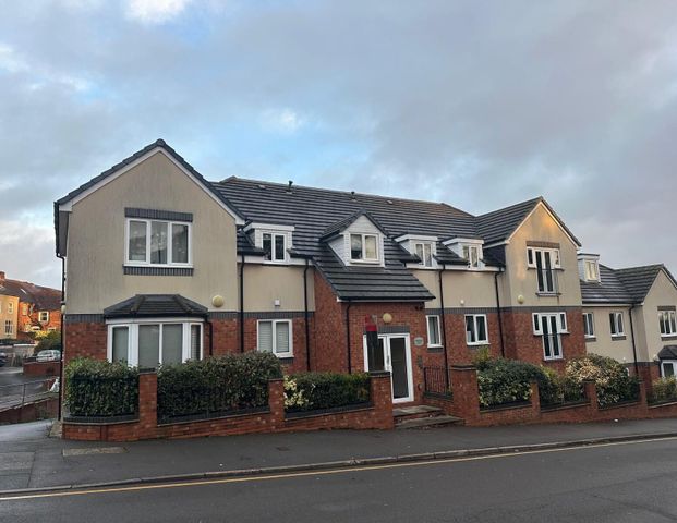 2 bedroom flat to rent - Photo 1