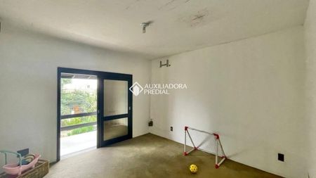 Casa com 3 quartos e 292m² para alugar em Boa Vista, Novo Hamburgo. - Photo 4