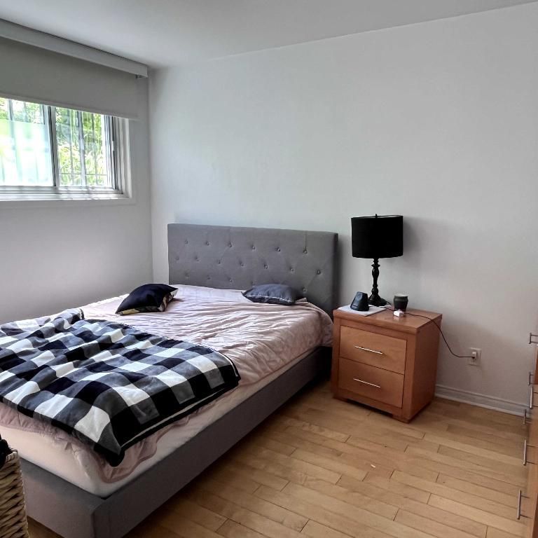 Logement 2 1/2 à louer près des services - Photo 1