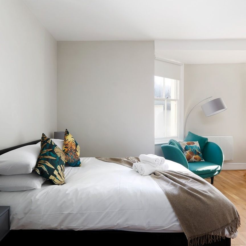 Studio Flat, Charlotte Street, BN2 - Photo 1