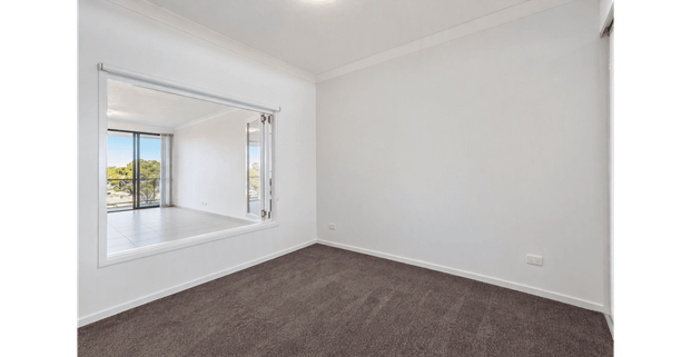 Waterpoint - 2 Bedroom 2 Bathroom Apartment with Hinterland Views - Photo 1