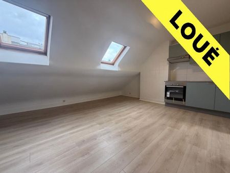 LOUE !!! Penthouse 1ch de +/- 40m² - Forest - Photo 5