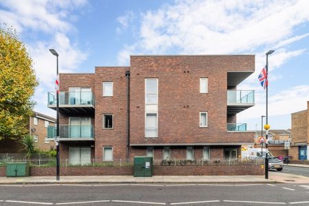 3 bedroom apartment to rent - Photo 3