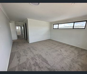 4 Explorers Road, White Rock, Qld 4306 - Photo 6