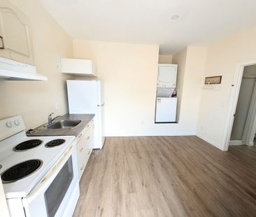 For Lease - 423 Hamilton Road Unit# 1, London East, Ontario - Photo 2