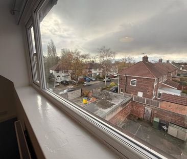 Cross Lane, Bebington, CH63 3AL - Photo 1