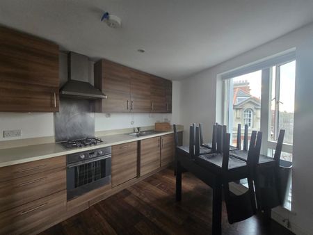 Cambridge Crescent, London E2 - Photo 2