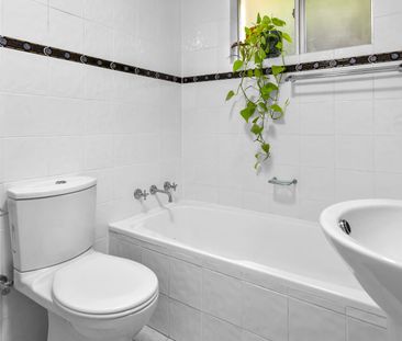 2/15 Burne Avenue, Dee Why NSW 2099 - Apartment For Rent | Domain - Photo 3
