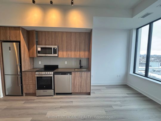 758 Dovercourt Rd Road #603 - Photo 1