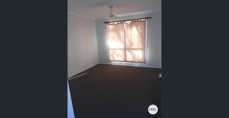 2 BEDROOM DUPLEX LIVING - Photo 3