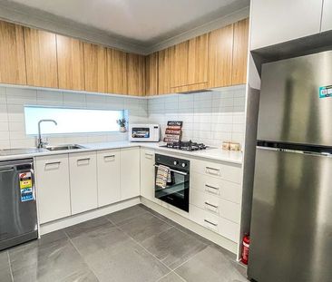 FULLY FURNISHED GRANNY FLAT - Photo 4