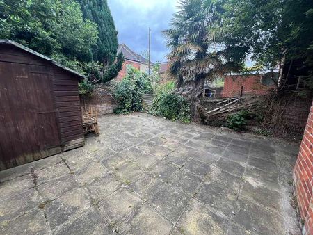 Coventry Road, SO15 - Photo 3