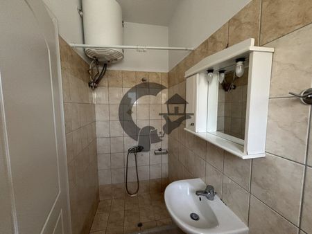 Studio/Γκαρσονιέρα για ενοικίαση Κάτω Νεοχωρόπουλο (Ιωάννινα) - Photo 4