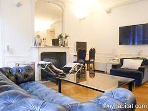 Logement à Paris, Location meublée - Photo 2