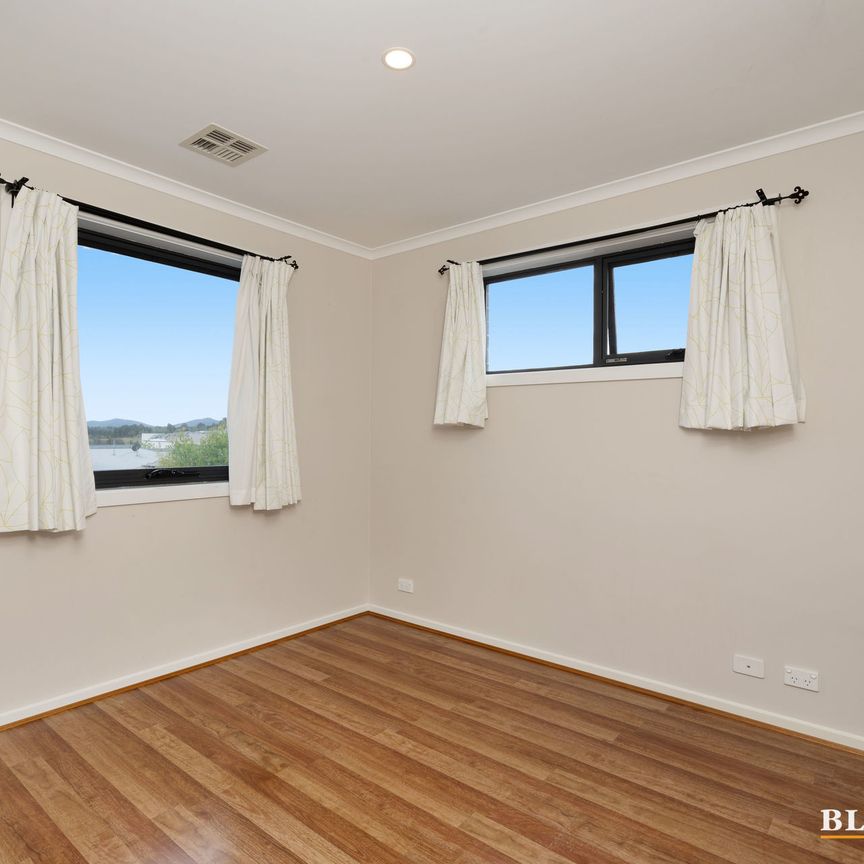 16 Finemore Street, Coombs ACT 2611 - Townhouse For Rent | Domain - Photo 1