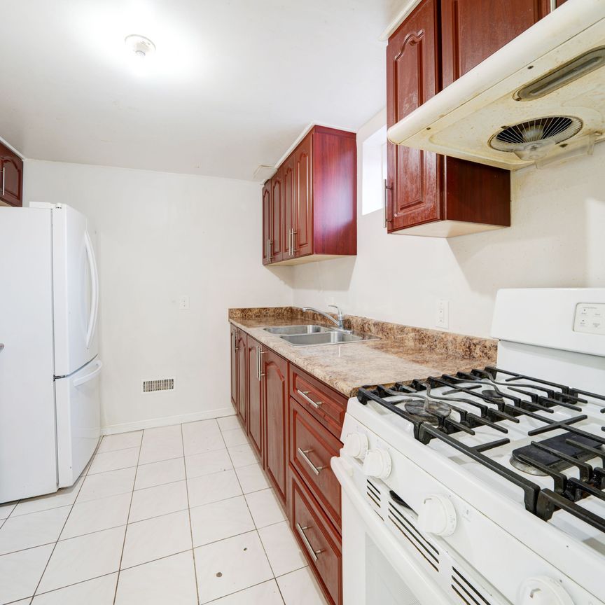 For Lease - 5 Claresholme Drive, Toronto, Ontario - Photo 1