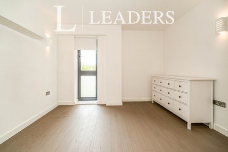 1 bedroom apartment to rent Vista House, Lincoln Road, Dorking, RH4 - Photo 2