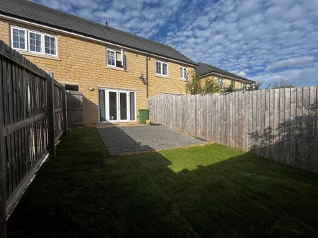 Bletchley Way, Leeds, Horsforth - Photo 5