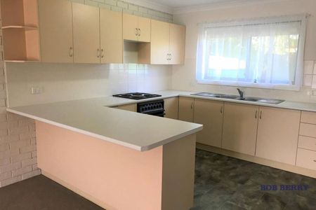 Two Bedroom Duplex in East Dubbo - Photo 2