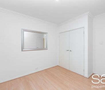 Effortless Living in the Heart of Karrinyup! - Photo 3