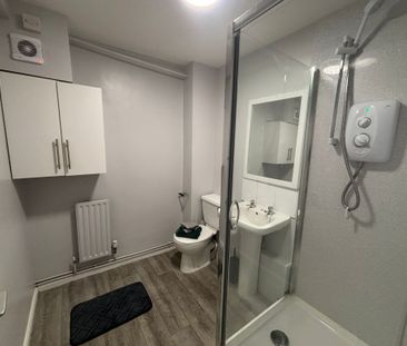 13 Albert Square, NG7 2FH, NOTTINGHAM - Photo 1