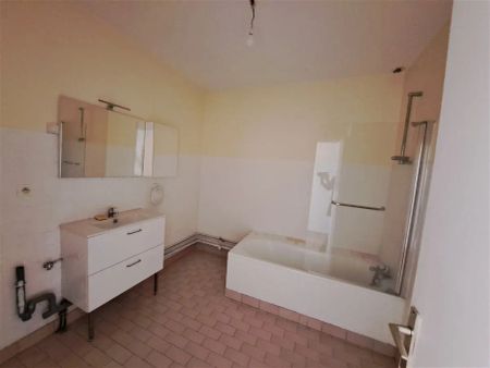 Appartement 4 pièces - 89m² à Beaurepaire (38270) - Photo 3