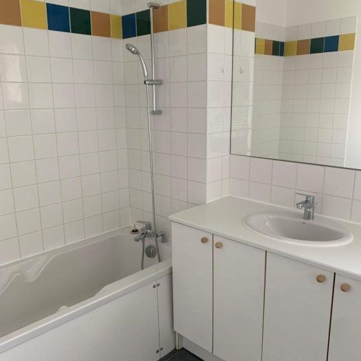 Maison à louer, 5 pièces - Mûrs-Erigné 49610 - Photo 1