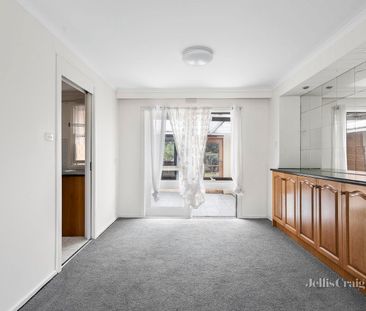 8 Nicholson Parade, Sunshine West - Photo 6