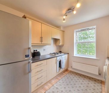 2 bedroom flat to rent - Photo 5