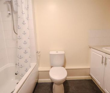 1 bedroom flat to rent - Photo 6