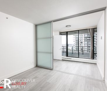 Condo in North Vancouver, BC - Photo 2