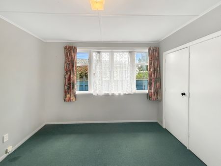 11 McBain Grove, Avalon - Photo 4