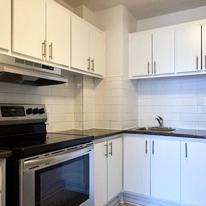 2 CH - 2 SDB - Longueuil - $1,855 /mo - Photo 2