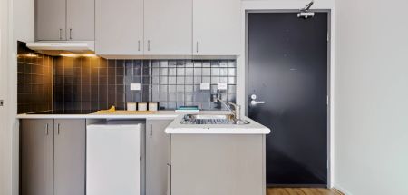 2 Bedroom Large low - Photo 5