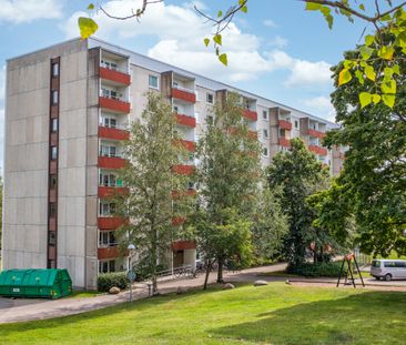 Karlagatan 3 B - Photo 1