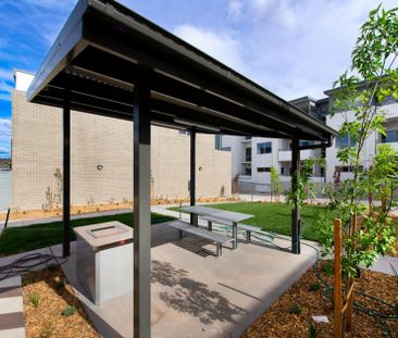 Great Location! - Photo 6