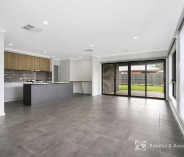 47 Eisenhauer Drive, Thurgoona - Photo 2