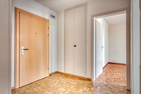 Bel appartement de 2.5 pièces au coeur de Fribourg - Photo 5