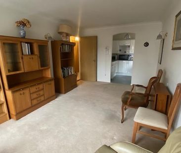 1 bedroom retirement property to rent - Photo 2