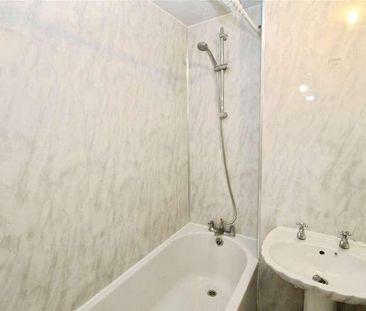 Pontypool Walk, Romford, RM3 - Photo 5